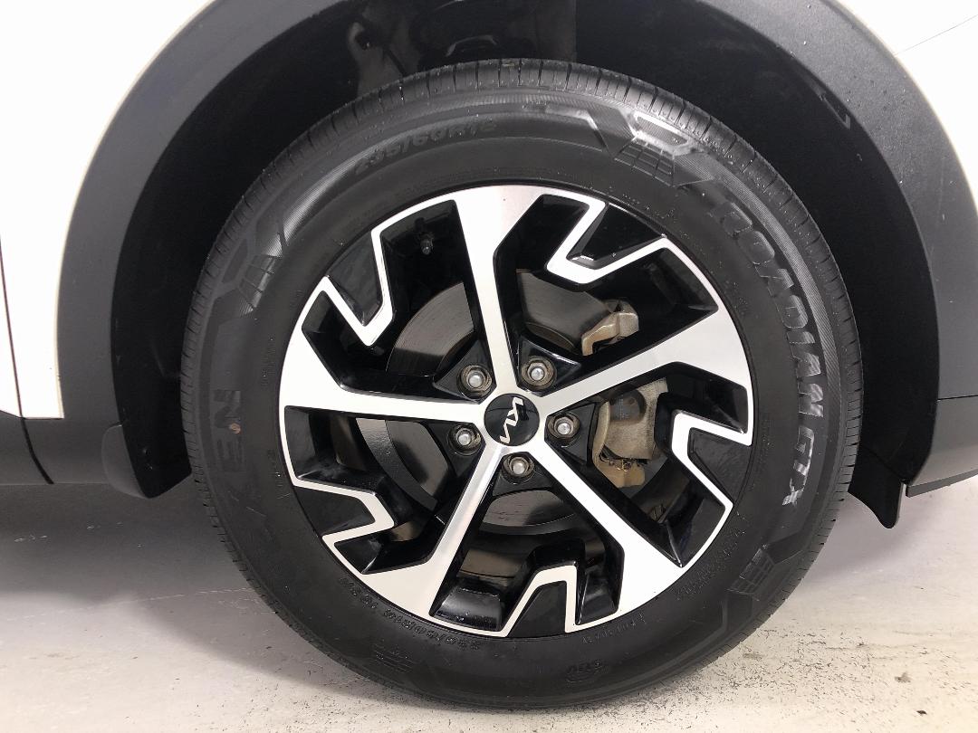 Photo '9' of KIA Sportage Photo '9' of KIA Sportage