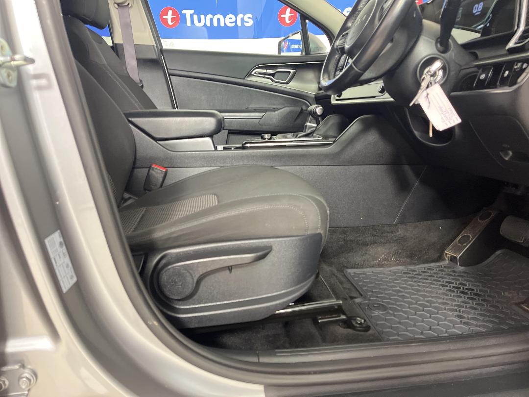 Photo '16' of KIA Sportage