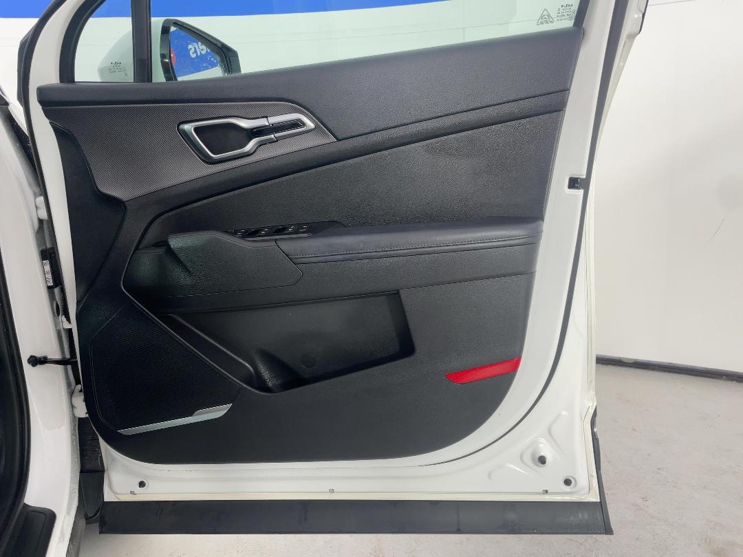 Photo '15' of KIA Sportage Photo '15' of KIA Sportage