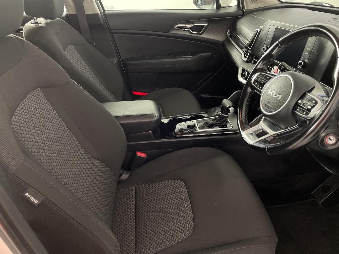 Photo '16' of KIA Sportage