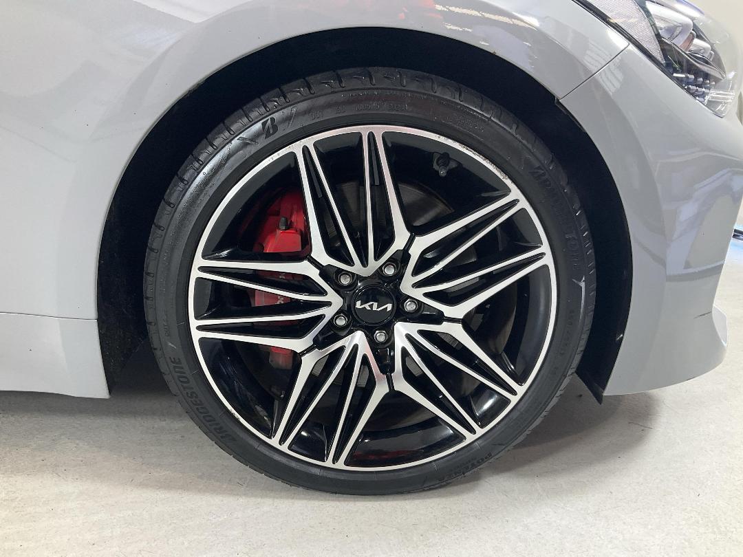 Photo '9' of KIA Stinger Photo '9' of KIA Stinger