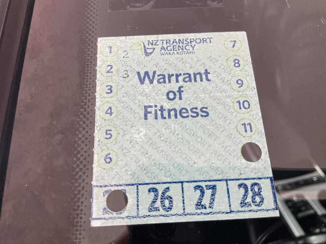 Photo '23' of KIA Stinger Photo '23' of KIA Stinger