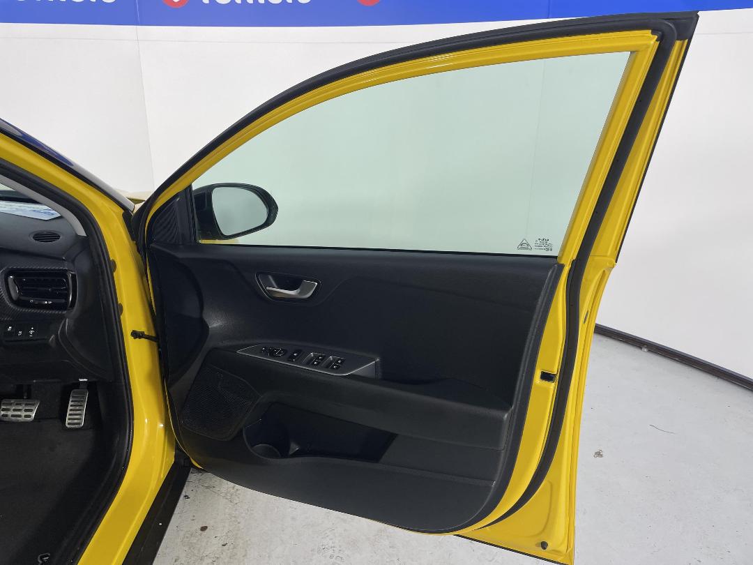 Photo '15' of KIA Stonic