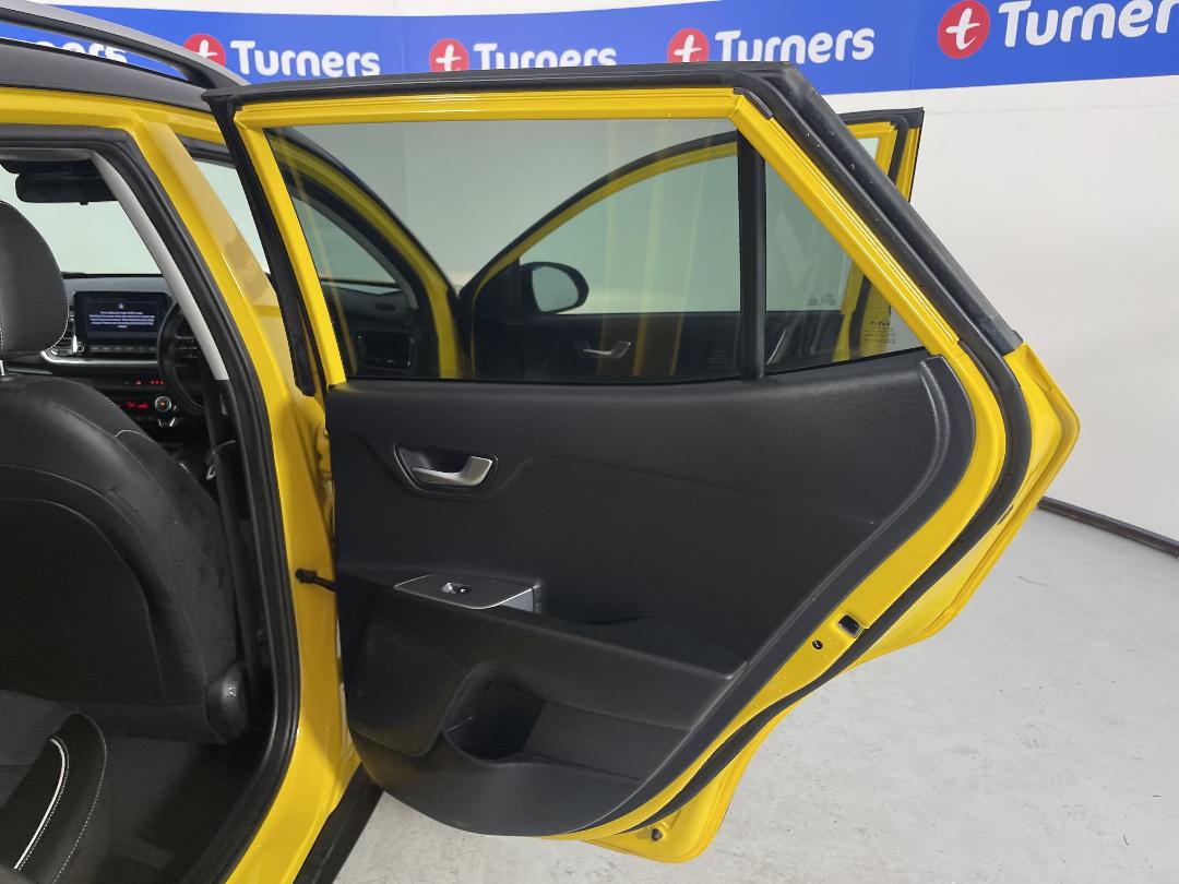 Photo '19' of KIA Stonic