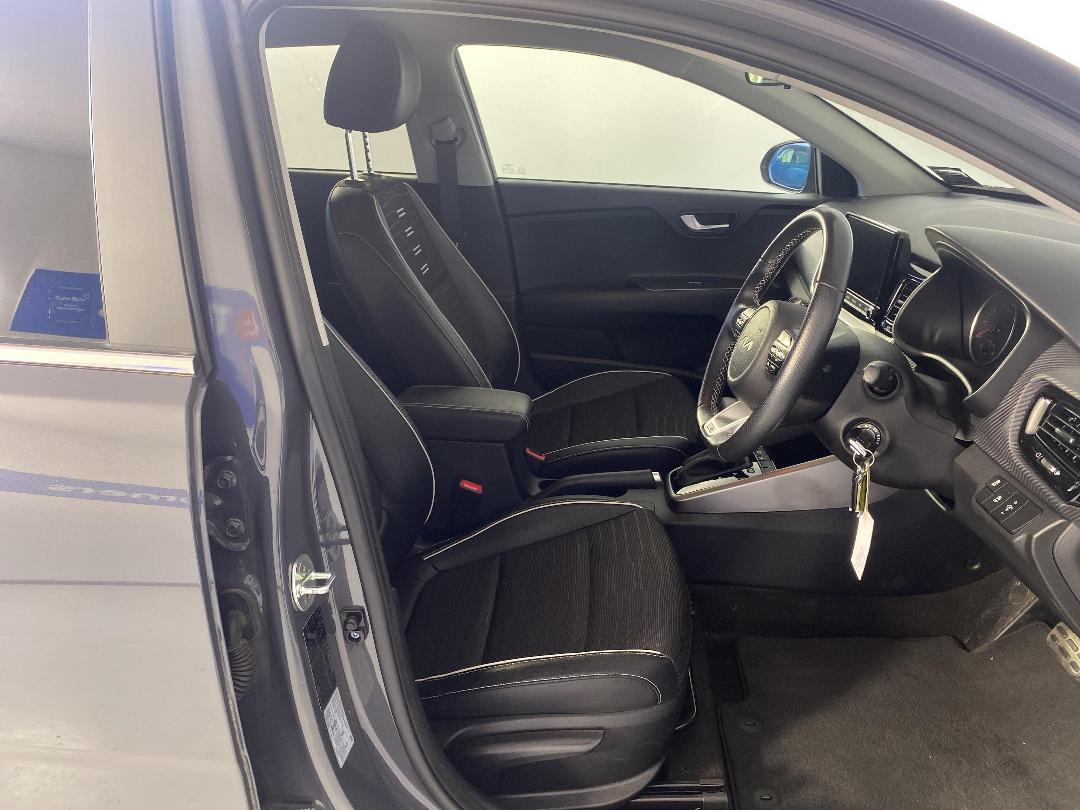 Photo '16' of KIA Stonic