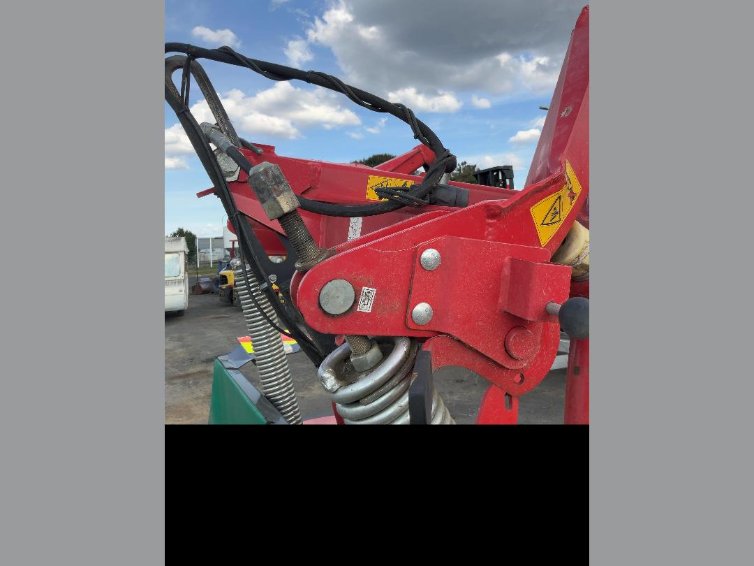 Photo '14' of Kverneland 3332FT