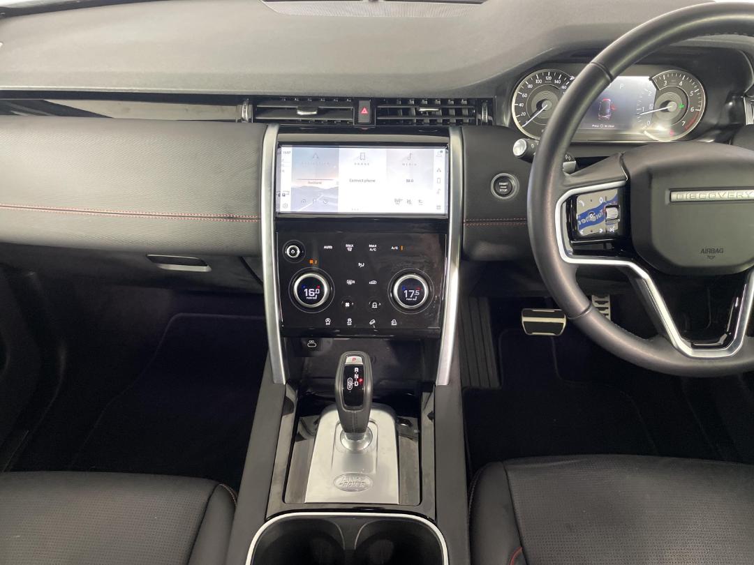 Photo '18' of Land Rover Discovery Sport Photo '18' of Land Rover Discovery Sport