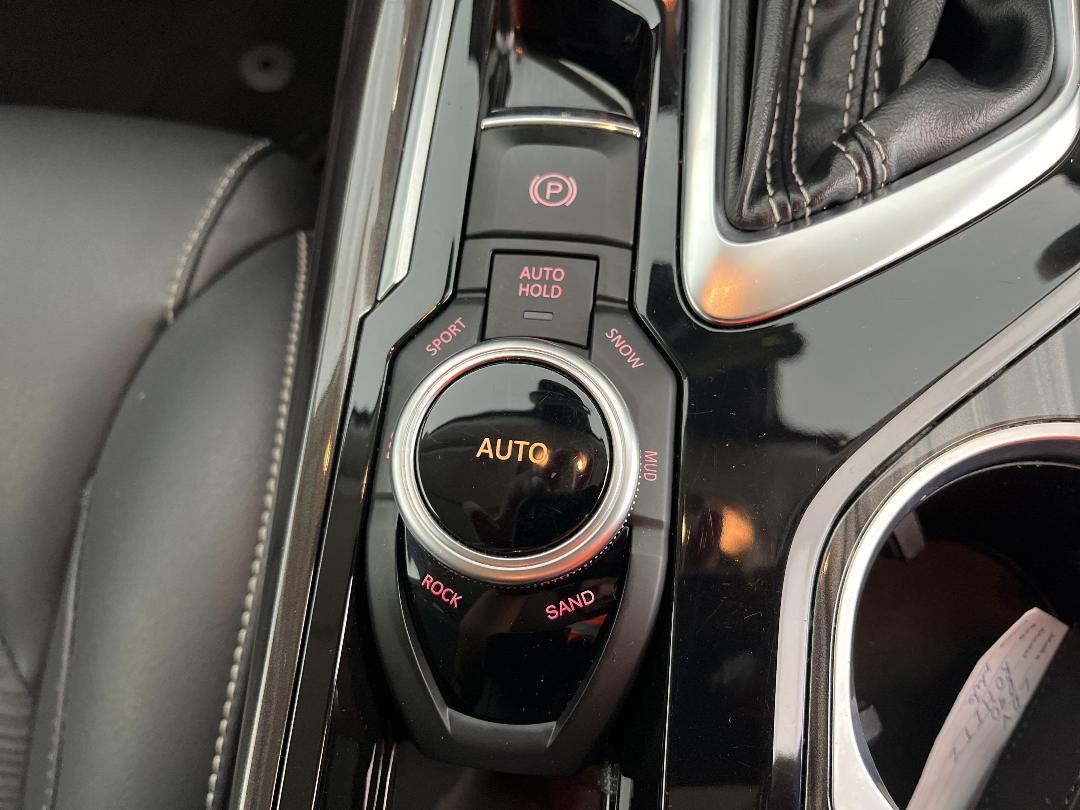 Photo '34' of LDV D90