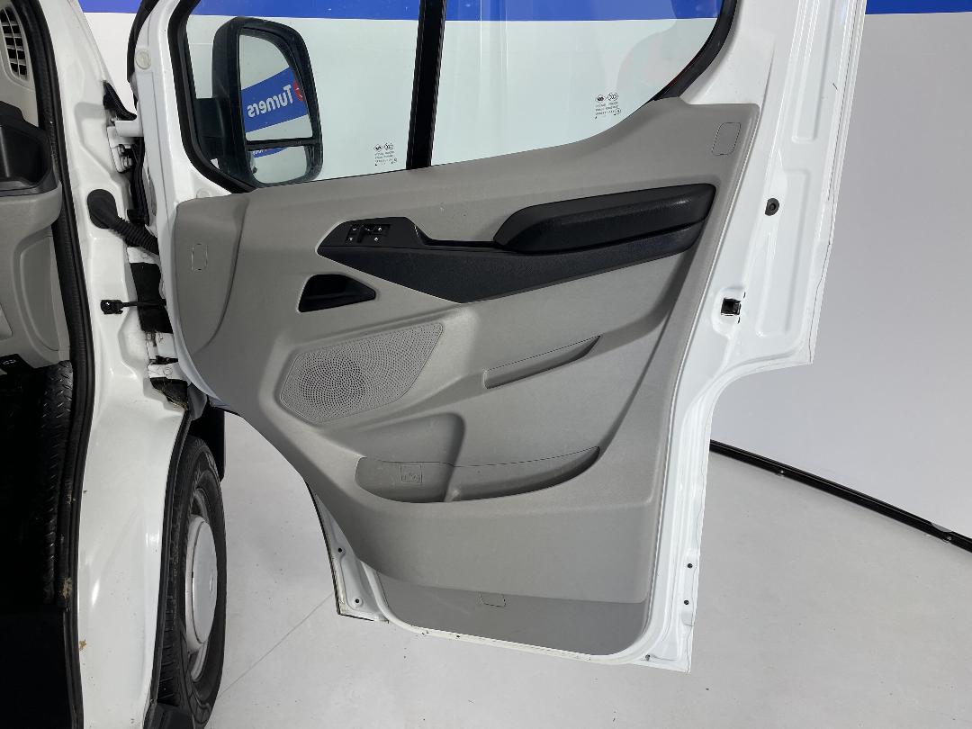 Photo '15' of LDV Deliver 9