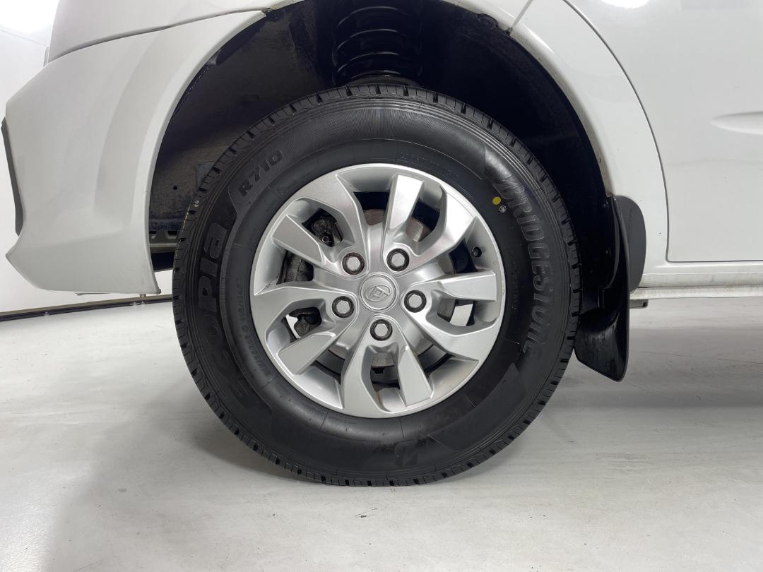 Photo '10' of LDV V80