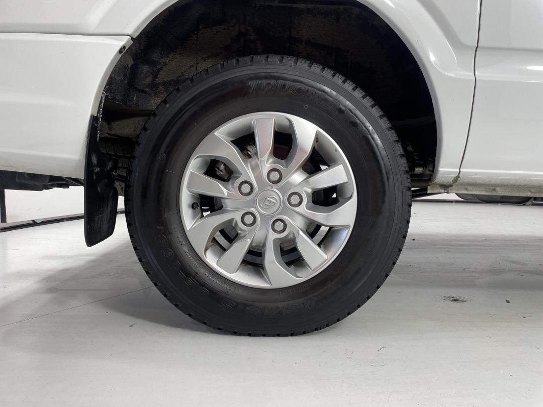 Photo '12' of LDV V80