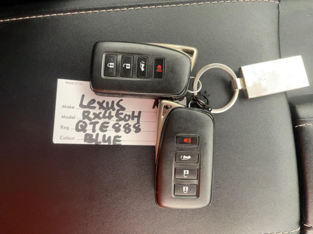 Photo '22' of Lexus RX450H