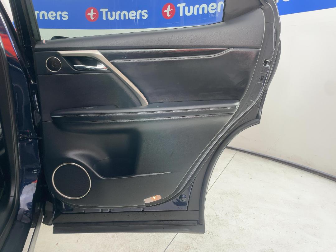 Photo '19' of Lexus RX450H