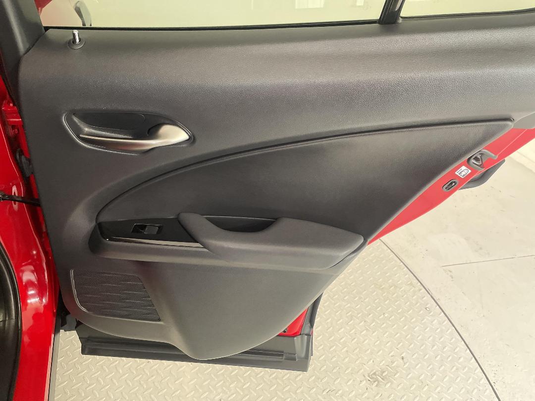 Photo '19' of Lexus UX250H