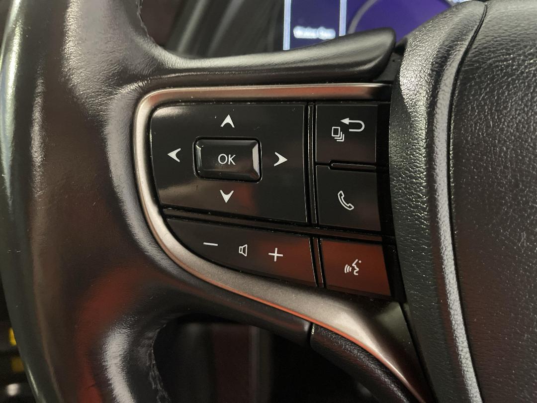 Photo '27' of Lexus UX250H