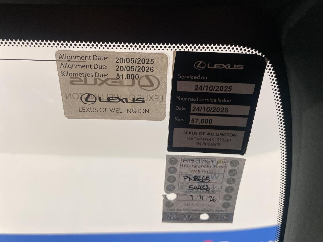 Photo '34' of Lexus UX250H