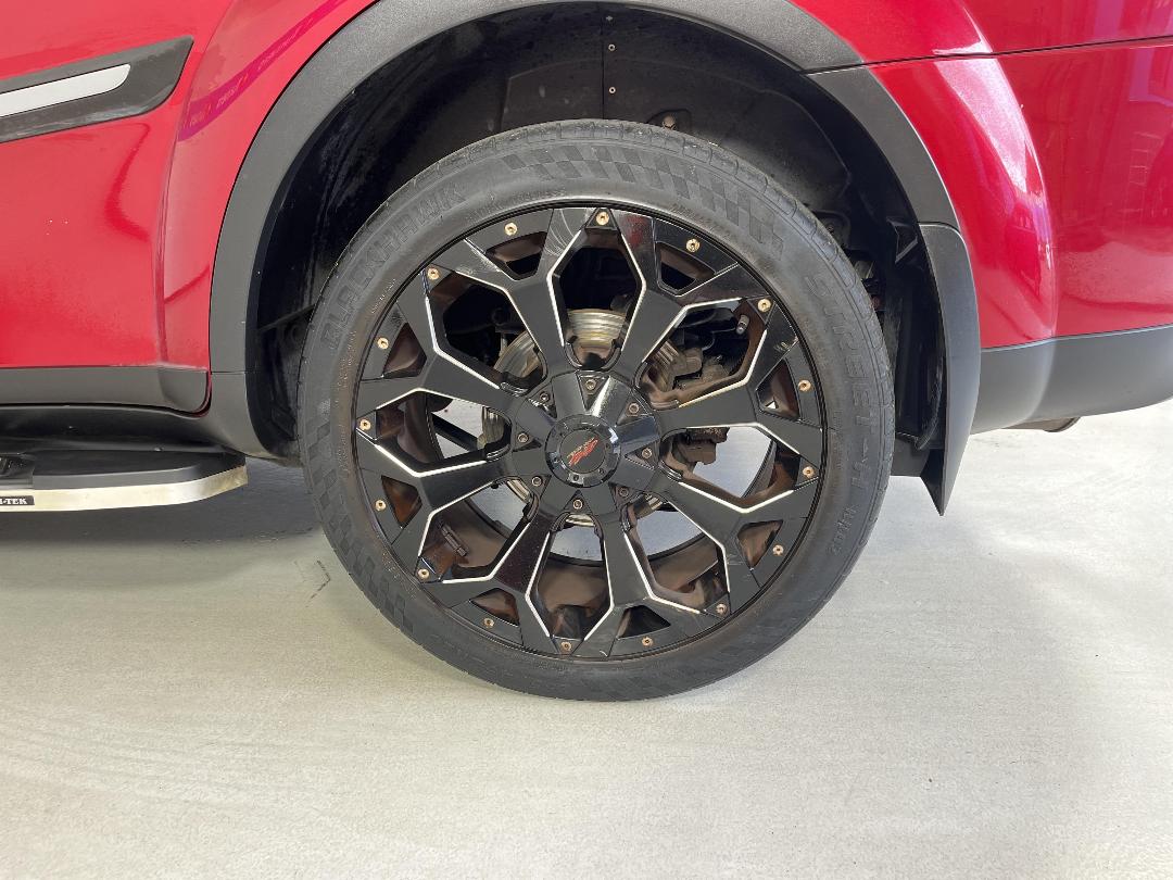 Photo '11' of Mahindra XUV