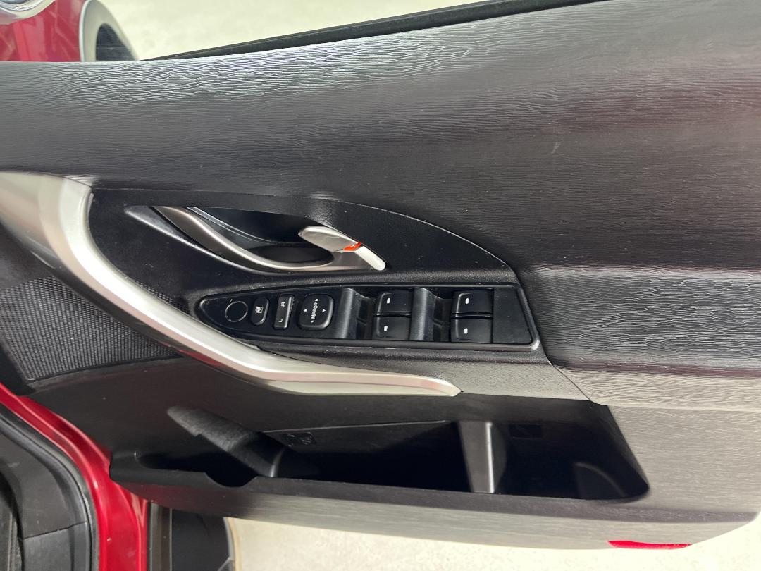 Photo '23' of Mahindra XUV