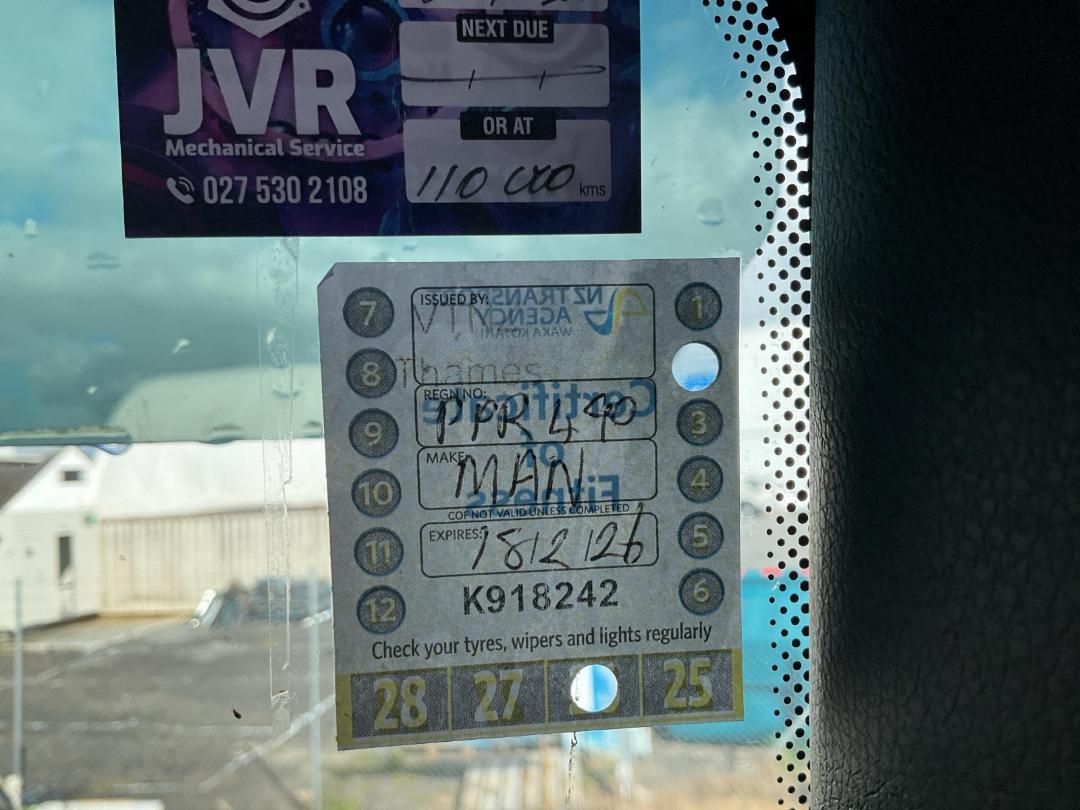 Photo '47' of MAN TGS 35.480   8X4 Flat Deck Crane