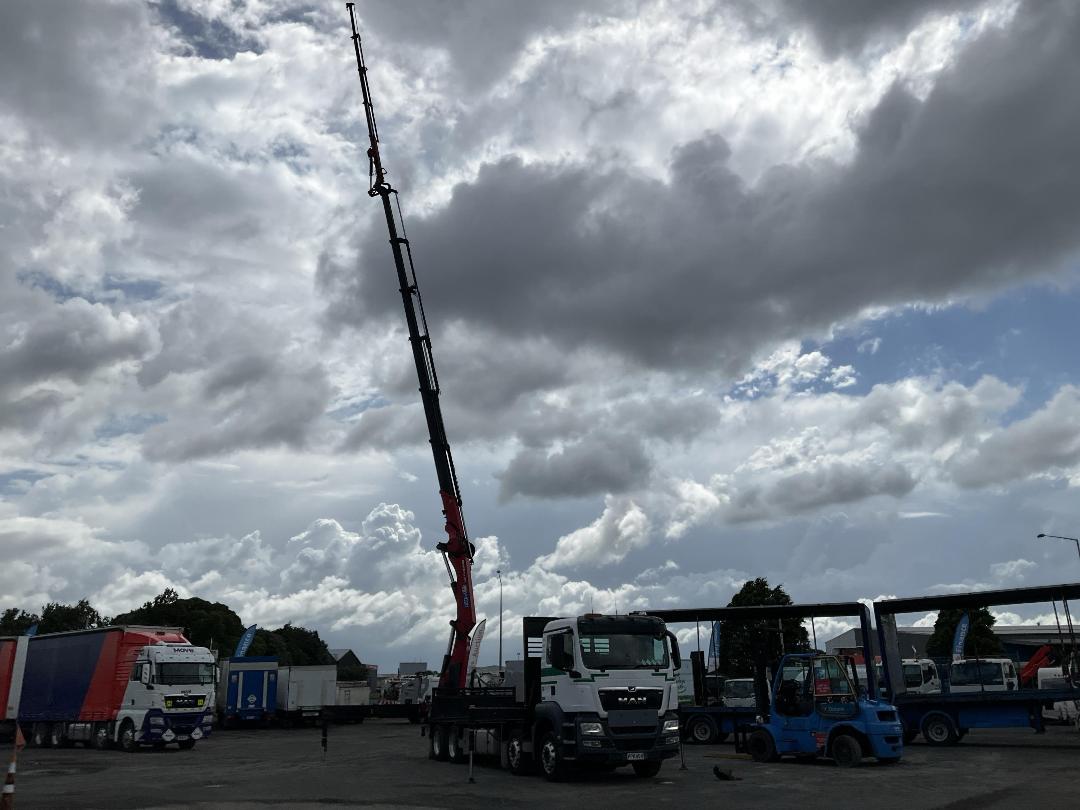 Photo '6' of MAN TGS 35.480   8X4 Flat Deck Crane