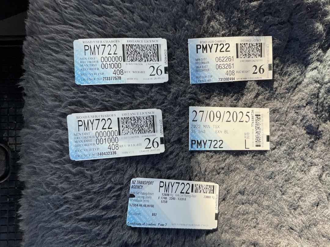 Photo '21' of MAN TGX 35.540    8X4 BL Curtainsider