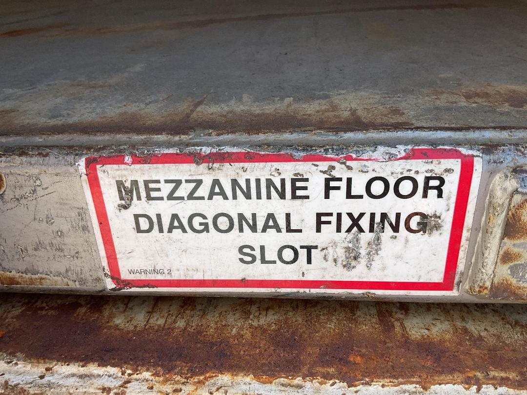 Photo '37' of MAN TGX 35.540    8X4 BL Curtainsider