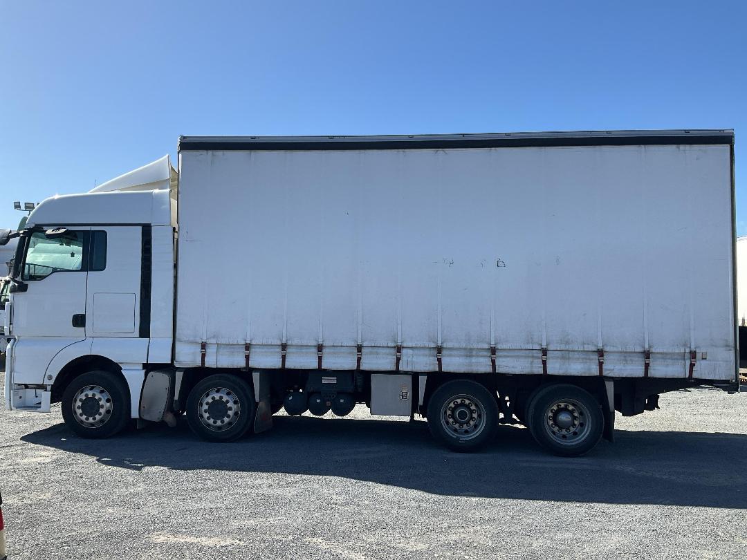 Photo '7' of MAN TGX 35.540    8X4 BL Curtainsider