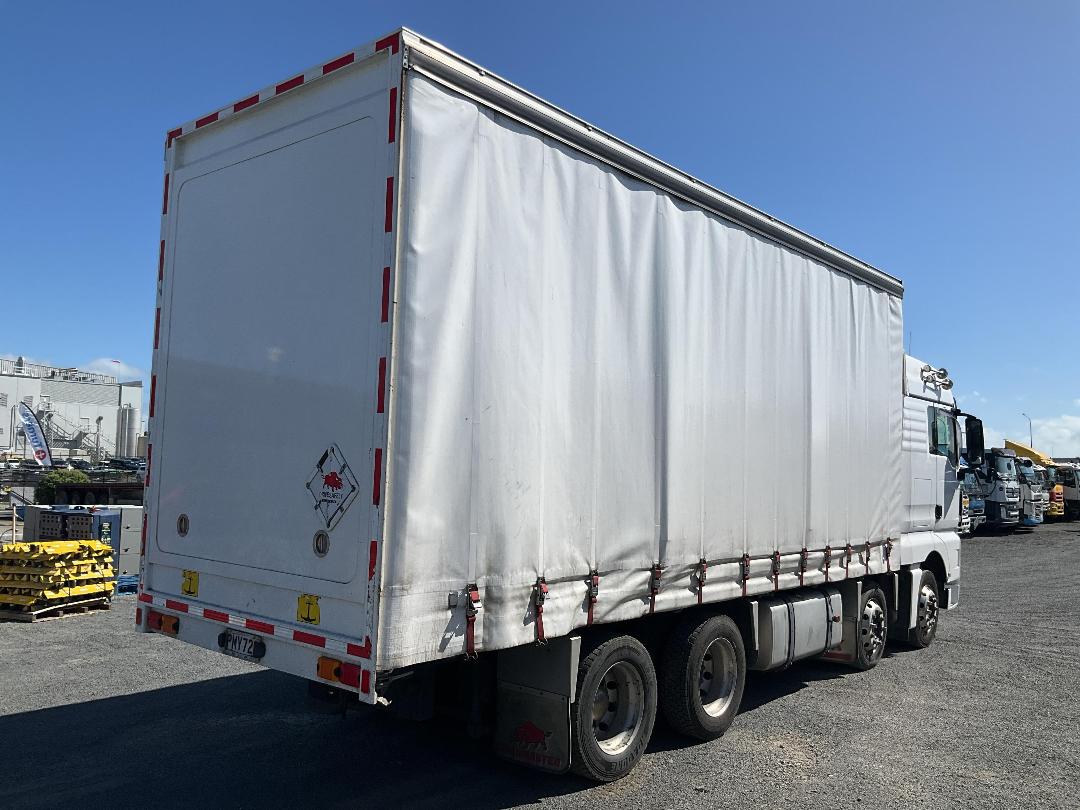 Photo '4' of MAN TGX 35.540    8X4 BL Curtainsider