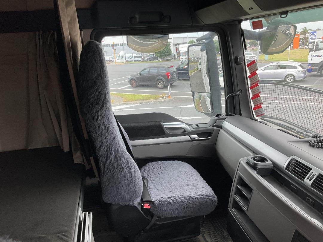 Photo '19' of MAN TGX 35.540 8X4 BL Curtainsider Photo '19' of MAN TGX 35.540 8X4 BL Curtainsider