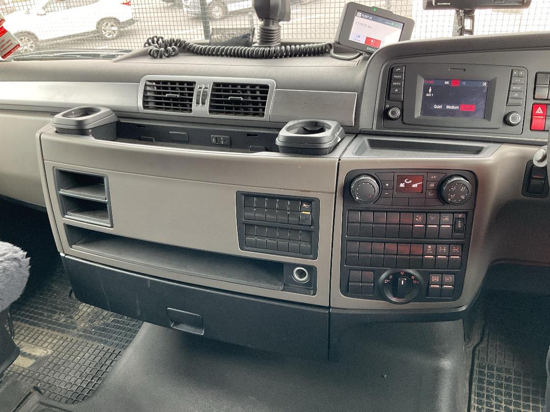 Photo '14' of MAN TGX 35.540 8X4 BL Curtainsider Photo '14' of MAN TGX 35.540 8X4 BL Curtainsider