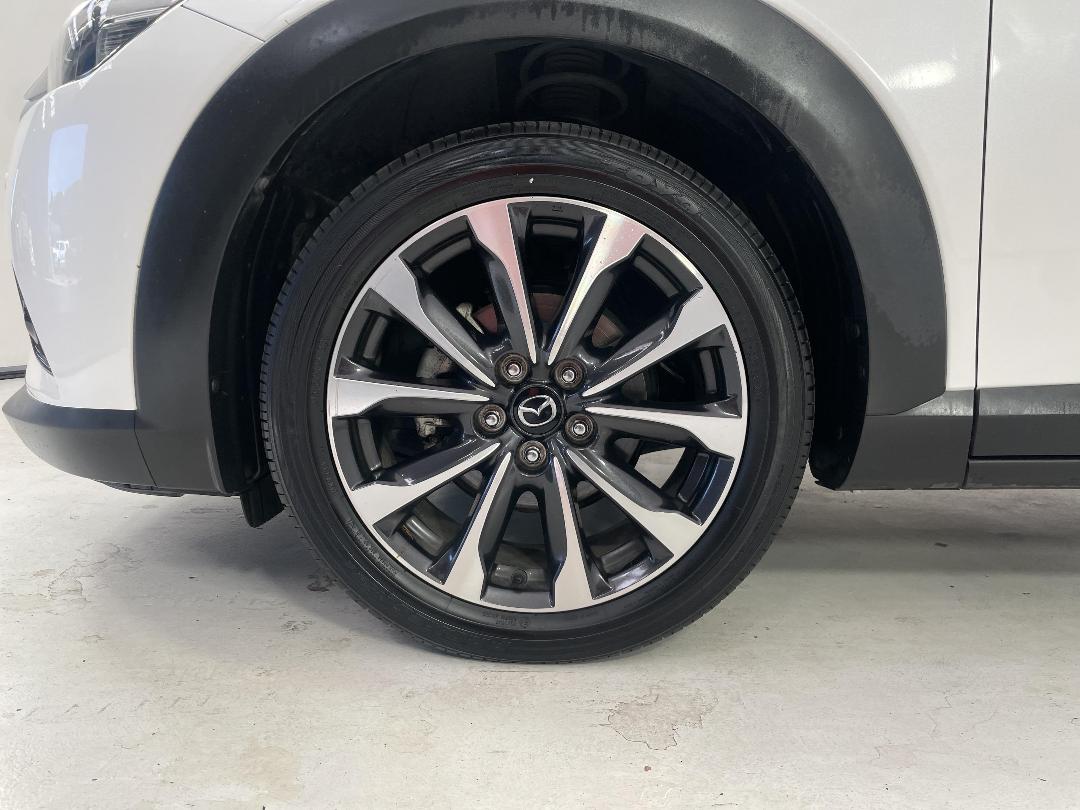 Photo '10' of Mazda CX-3