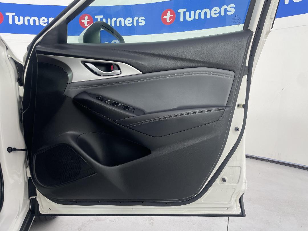 Photo '15' of Mazda CX-3