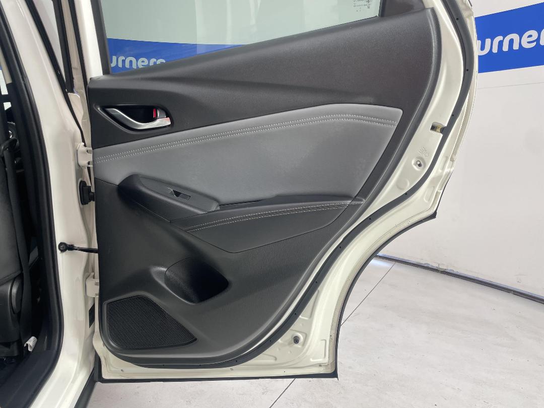 Photo '19' of Mazda CX-3