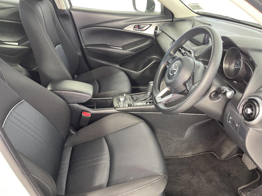 Photo '16' of Mazda CX-3 Photo '16' of Mazda CX-3