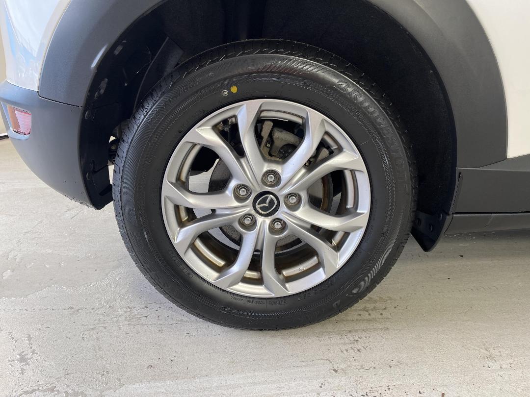 Photo '12' of Mazda CX-3