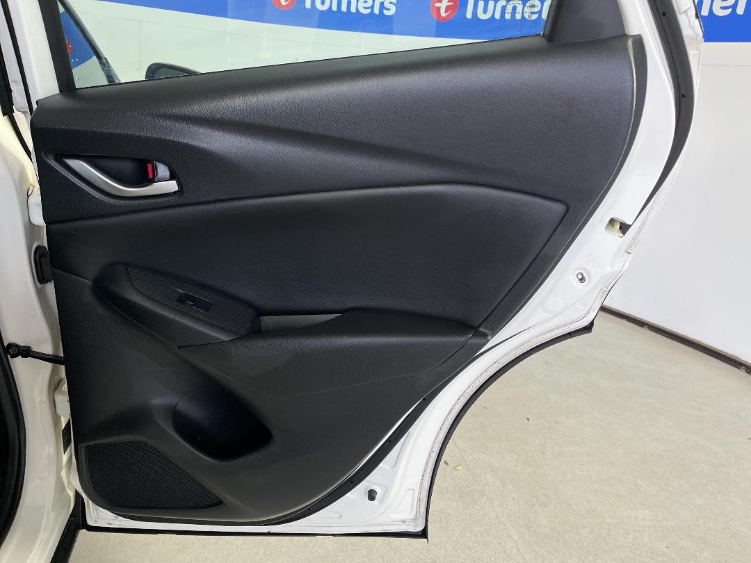 Photo '19' of Mazda CX-3