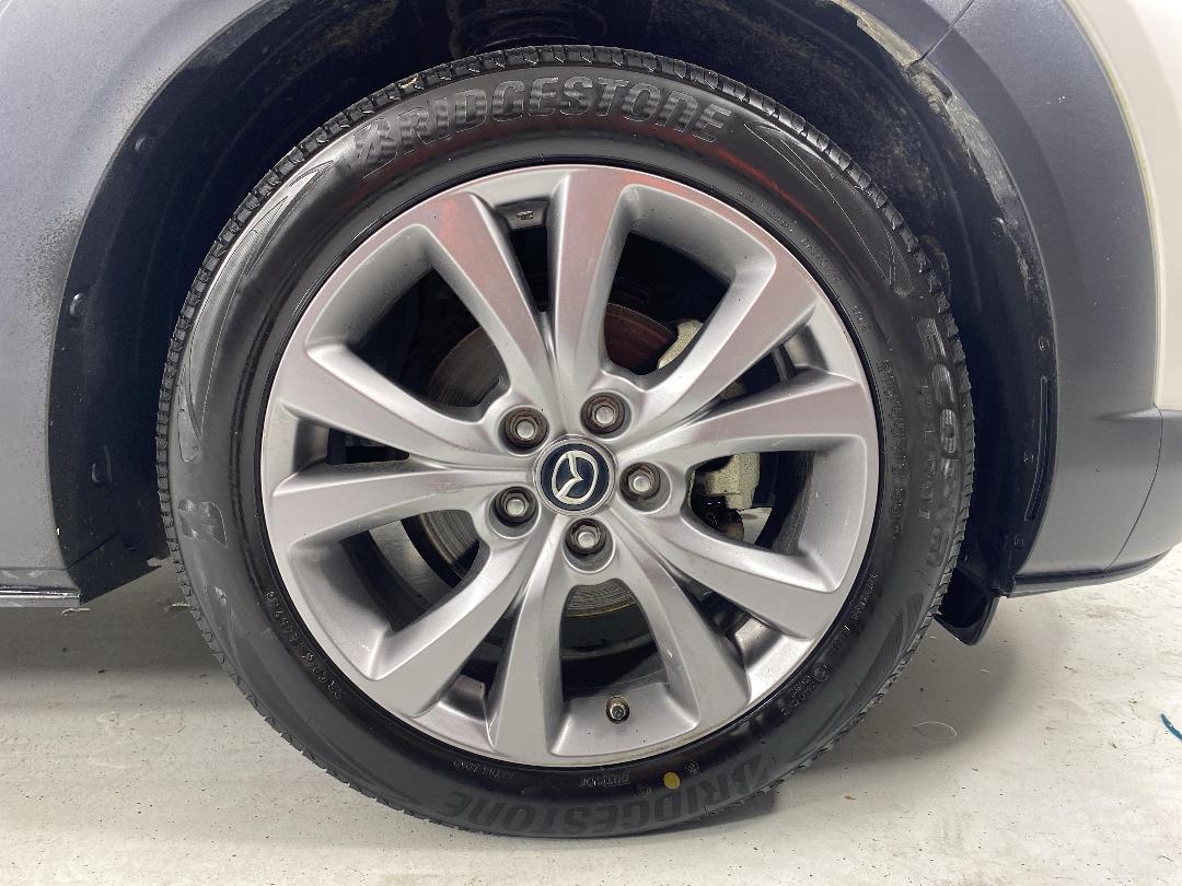 Photo '9' of Mazda CX-30