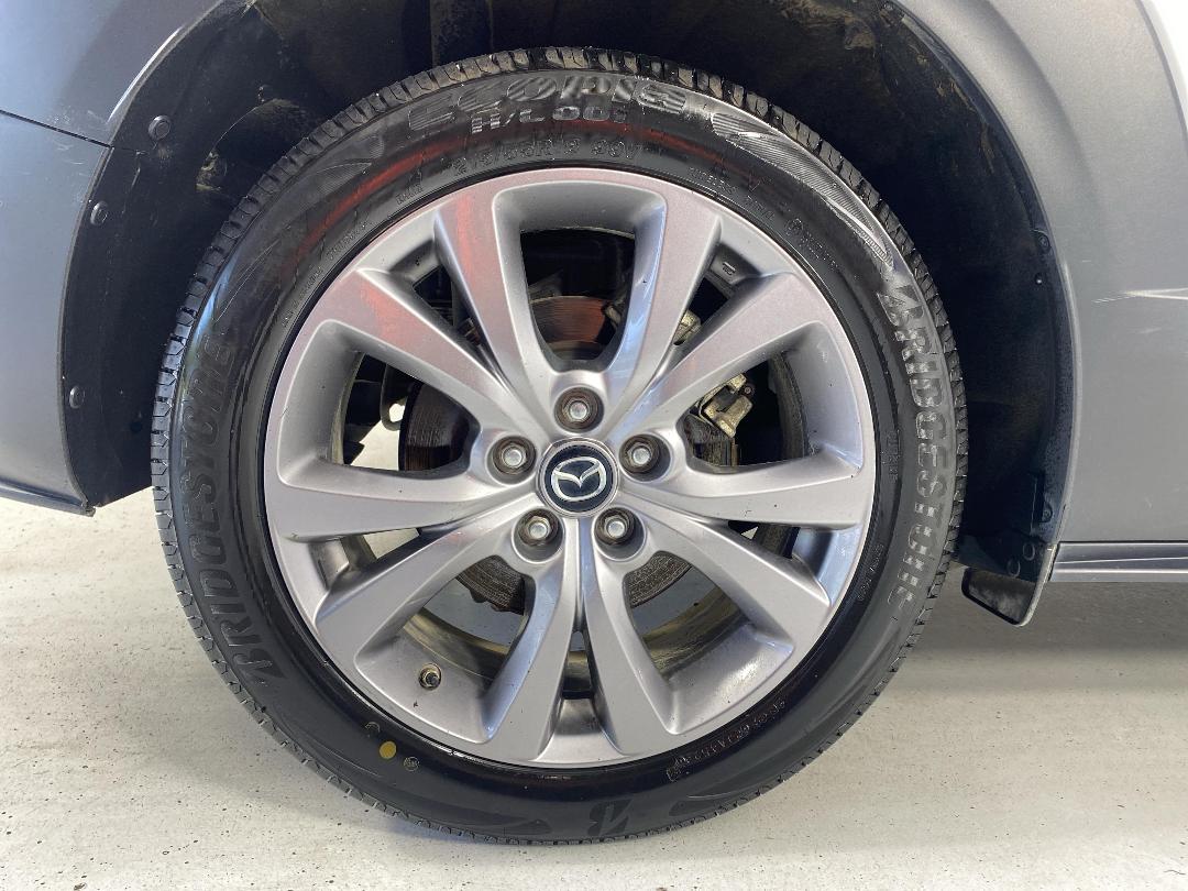 Photo '12' of Mazda CX-30