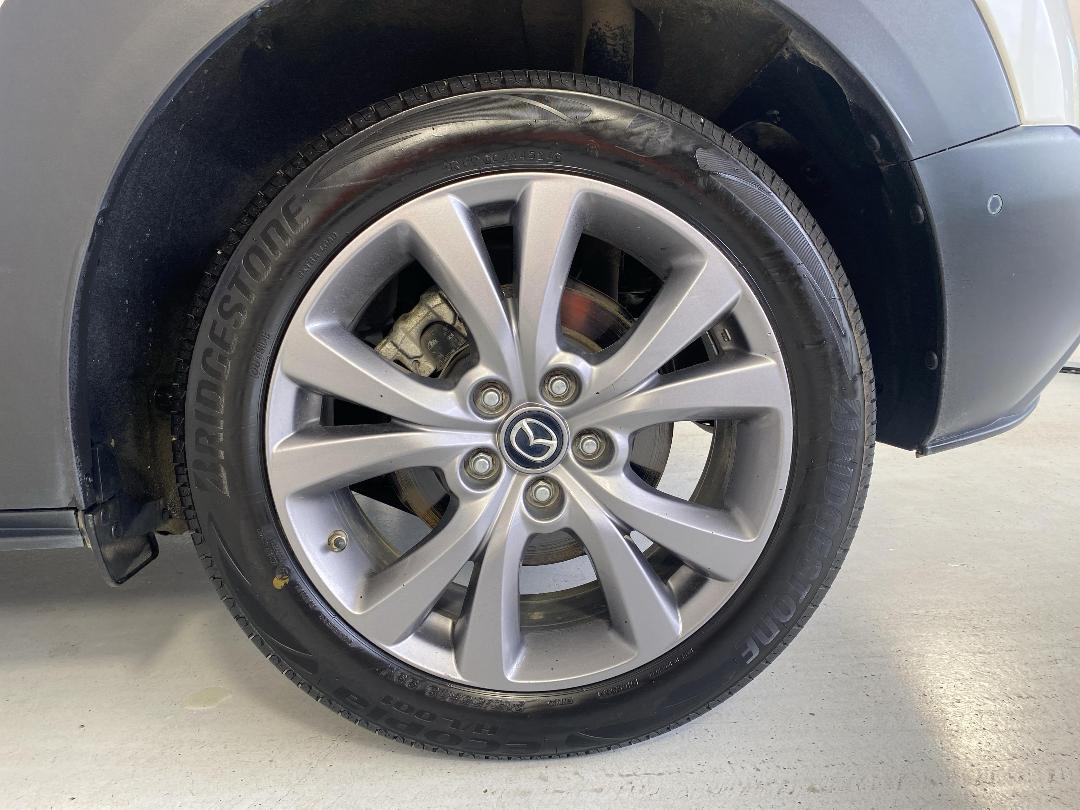 Photo '11' of Mazda CX-30