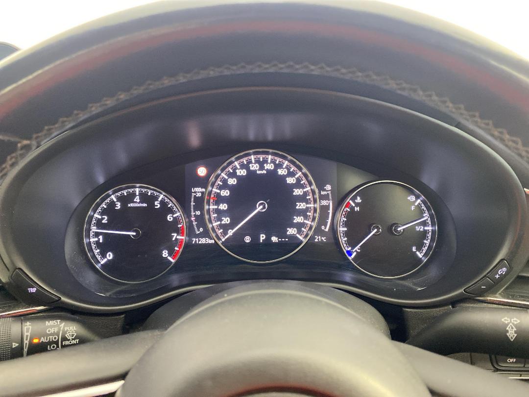 Photo '21' of Mazda CX-30