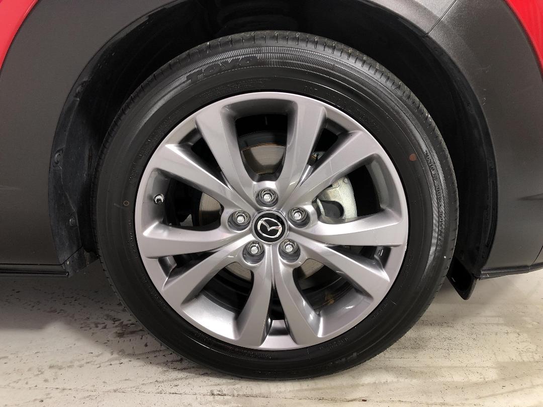 Photo '9' of Mazda CX-30