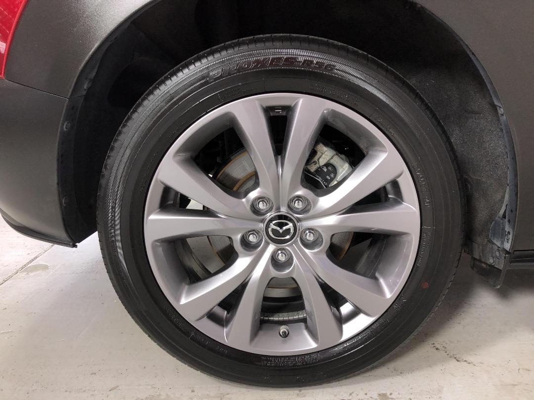 Photo '12' of Mazda CX-30