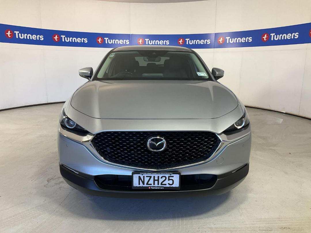 Photo '2' of Mazda CX-30