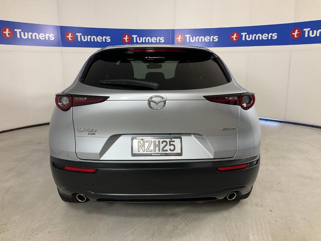 Photo '6' of Mazda CX-30