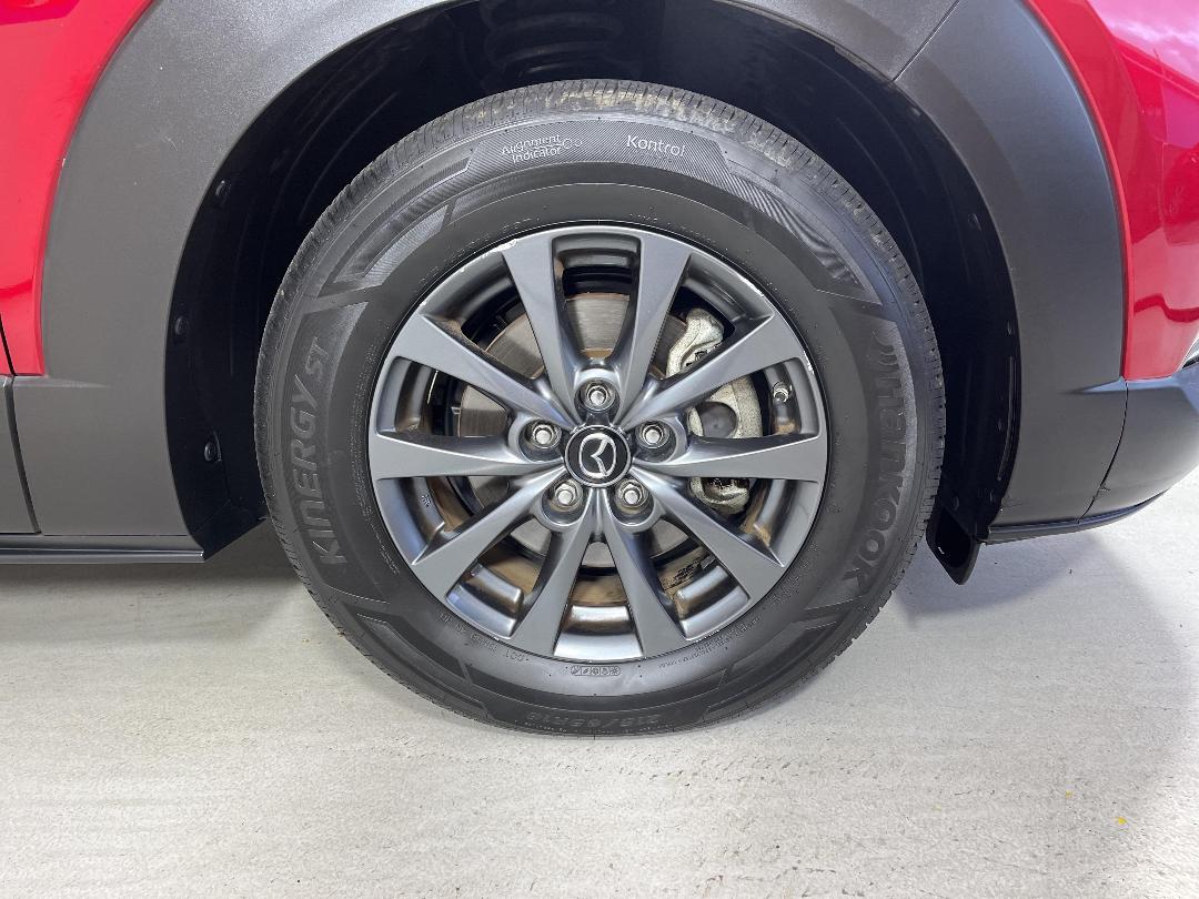 Photo '9' of Mazda CX-30