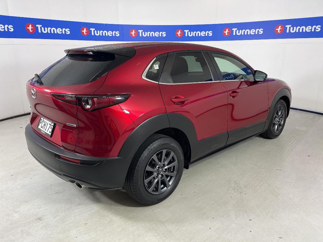 Photo '7' of Mazda CX-30