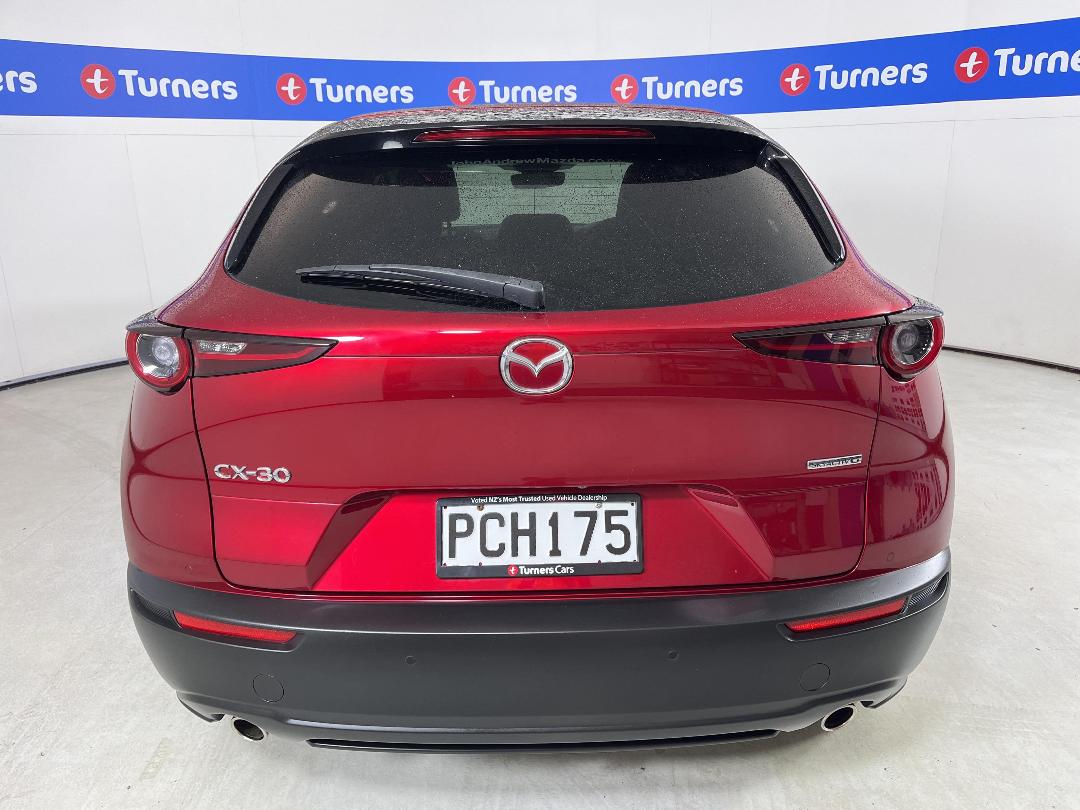 Photo '6' of Mazda CX-30