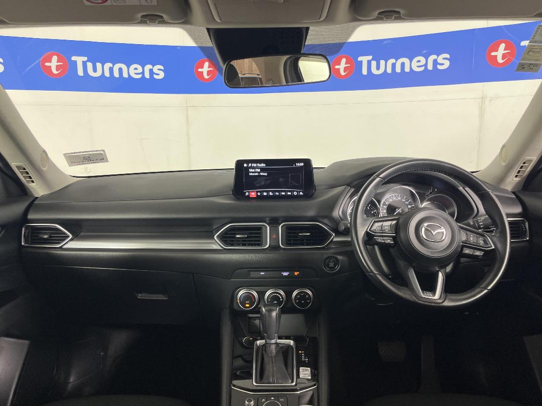 Photo '17' of Mazda CX-5 Photo '17' of Mazda CX-5