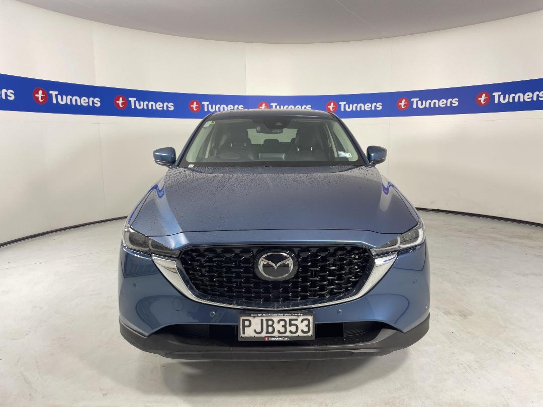 Photo '2' of Mazda CX-5