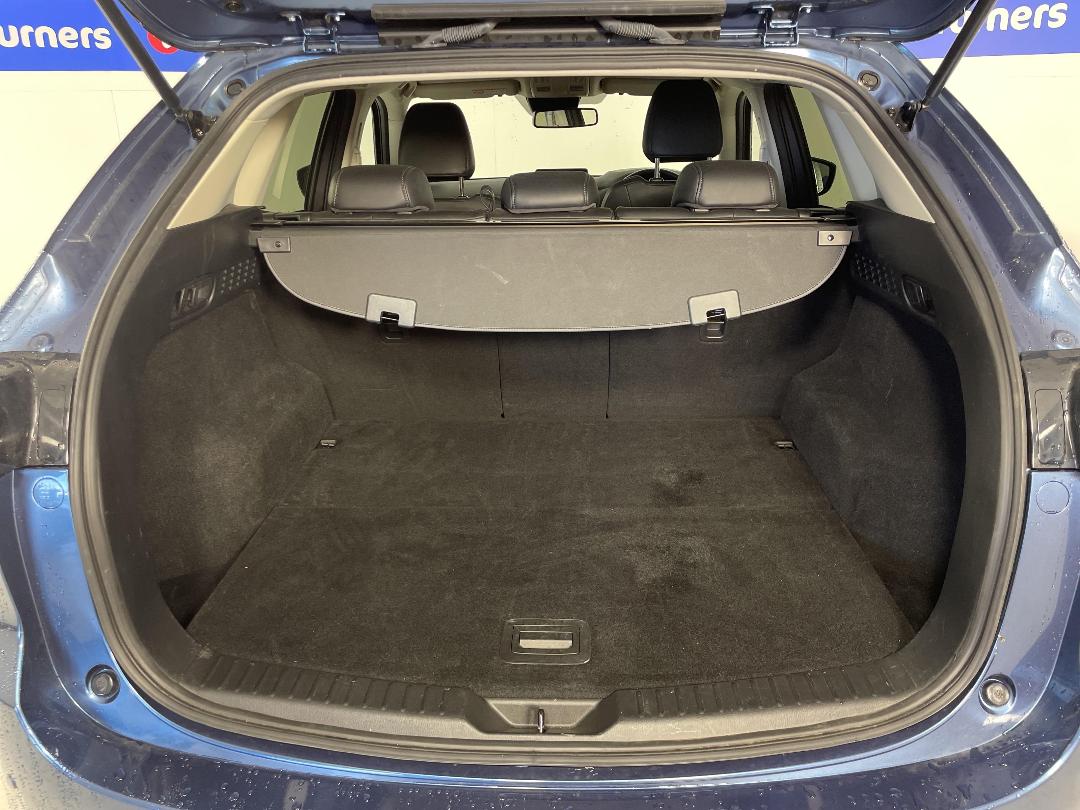 Photo '14' of Mazda CX-5